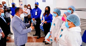 Director del Departamento Aeroportuario certifica cumplimiento protocolo en el AILA Durante Recorrido