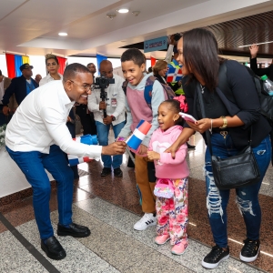 DA celebra Día del Dominicano en el Exterior con caluroso recibimiento a ritmo de merengue