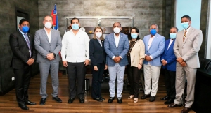 Departamento Aeroportuario y Cuerpo Consular coordinan firma de acuerdo de cooperación para intercambio de facilidades y capacitación