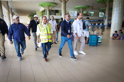 Aeropuertos del este del país operan normal tras huracán Fiona; Víctor Pichardo realiza recorrido de inspección