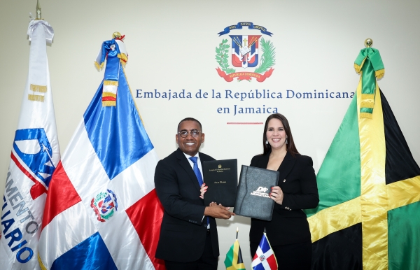 DA y embajada Jamaica promoverán RD como lugar seguro para aviación general