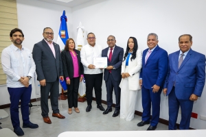 DA recibe reconocimiento por logros en ranking plan de capacitación