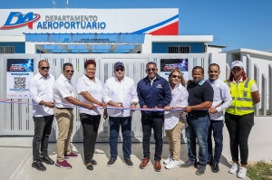 Presidencia y DA dejan en funcionamiento oficina coordinadora de proyectos e internet satelital en Tres Charcos, Pedernales