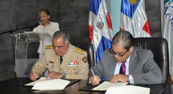 Departamento Aeroportuario y Ejército de República Dominicana firman acuerdo para vigilancia del espacio aeroportuario a nivel nacional